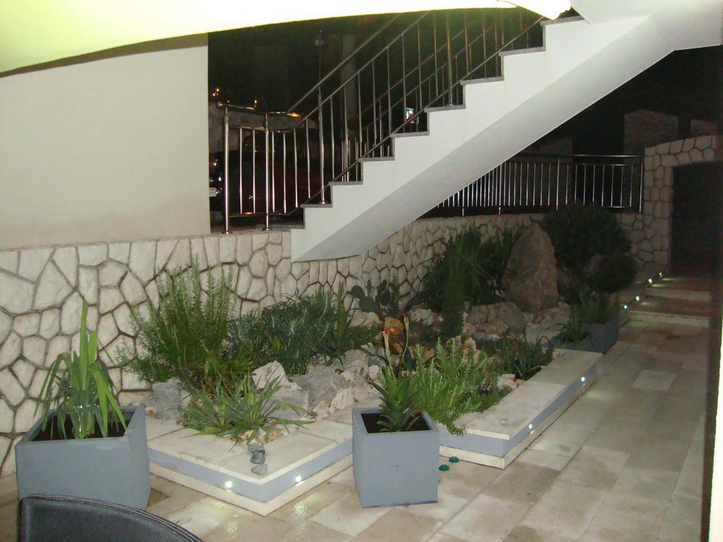 Apartments Ilona Нови-Винодолски Экстерьер фото